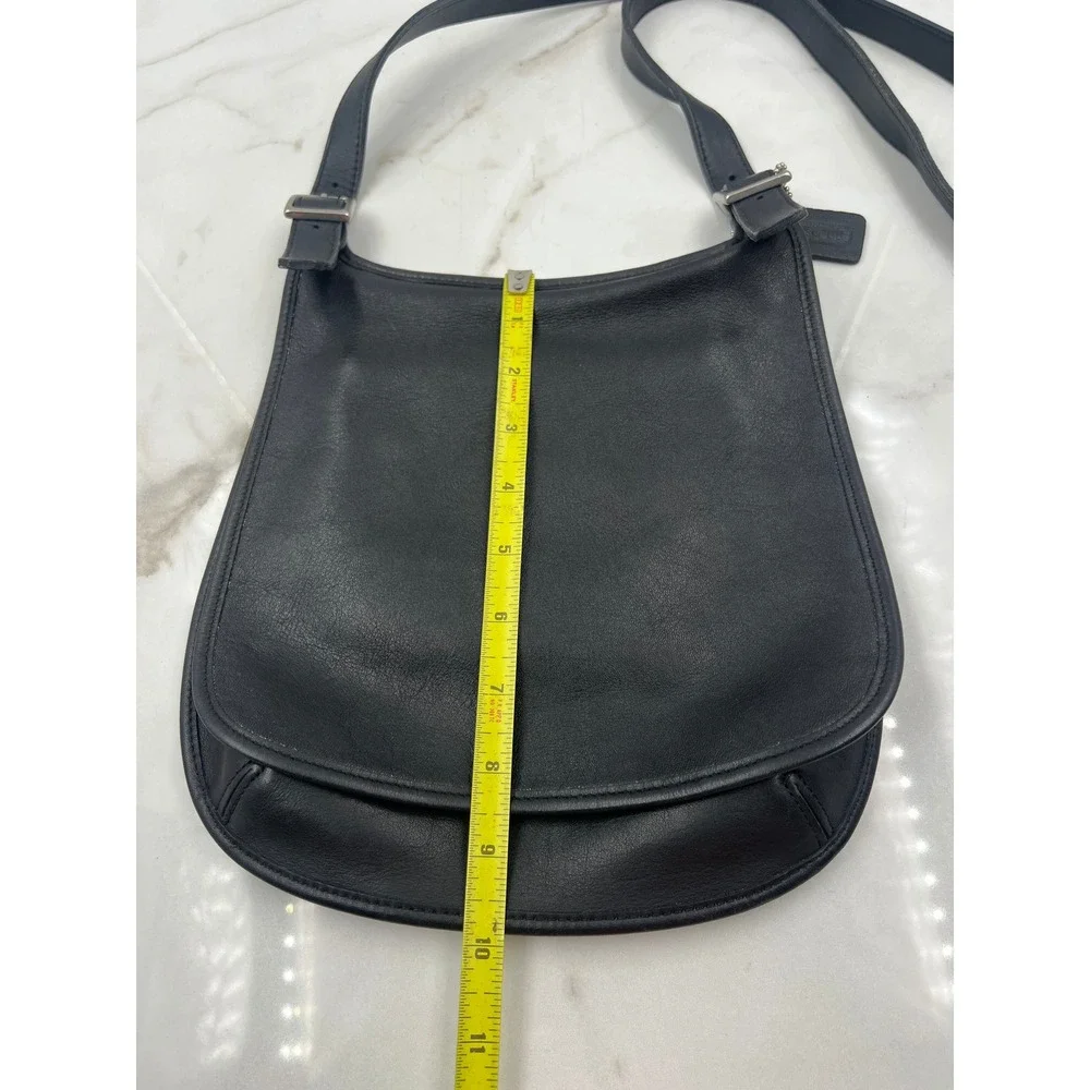 VTG 1991 Coach 9135 Black Leather Slim Hippie Flap Saddle Bag Crossbody Purse
